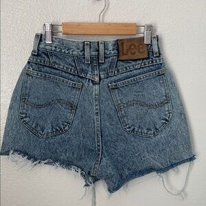 Vintage 90s Lee acid wash high waist cut off jean shorts 24